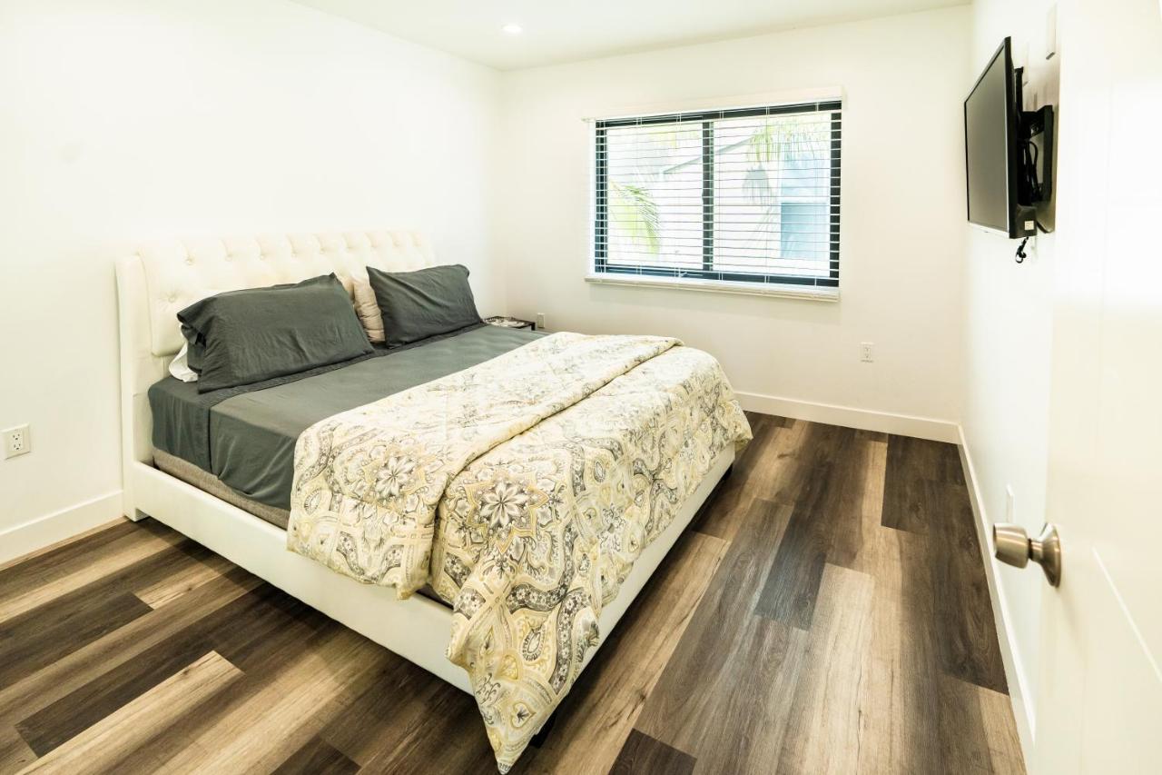 Apartment One Bedroom Modern Near Famous Venice Beach *
